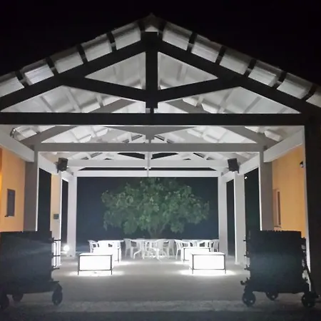 Agriturismo Santa Rita ムーロ・レッチェーゼ